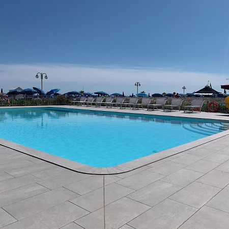 Residence Apollo - Home Immobiliare Jesolo Kültér fotó