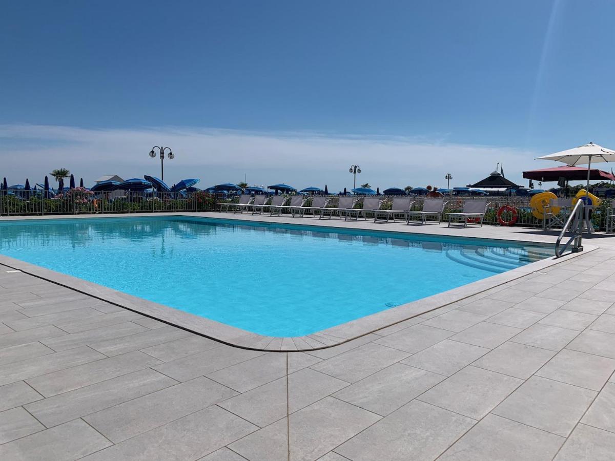 Residence Apollo - Home Immobiliare Jesolo Kültér fotó